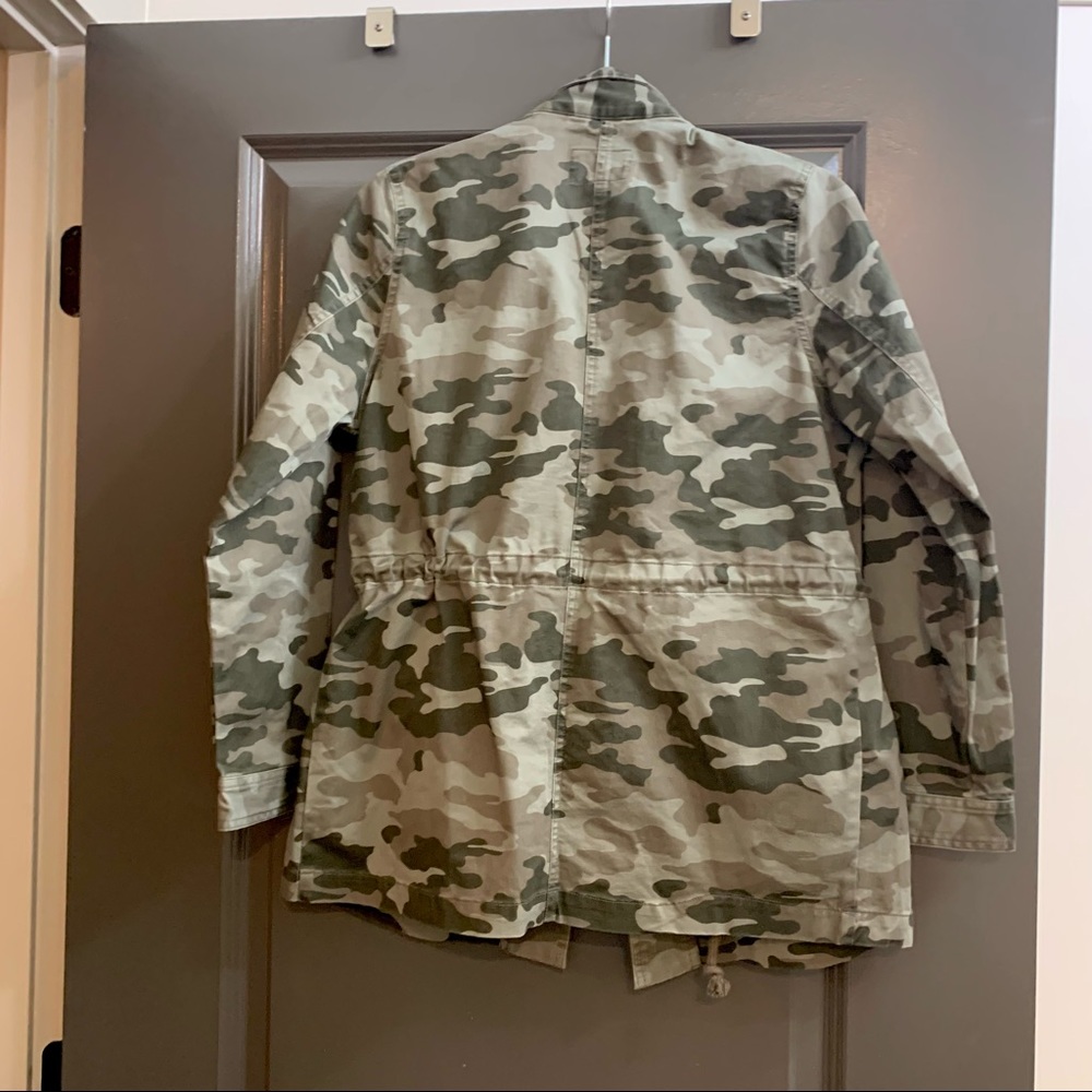 Universal Thread camo utility jacket - Picture 7 of 9